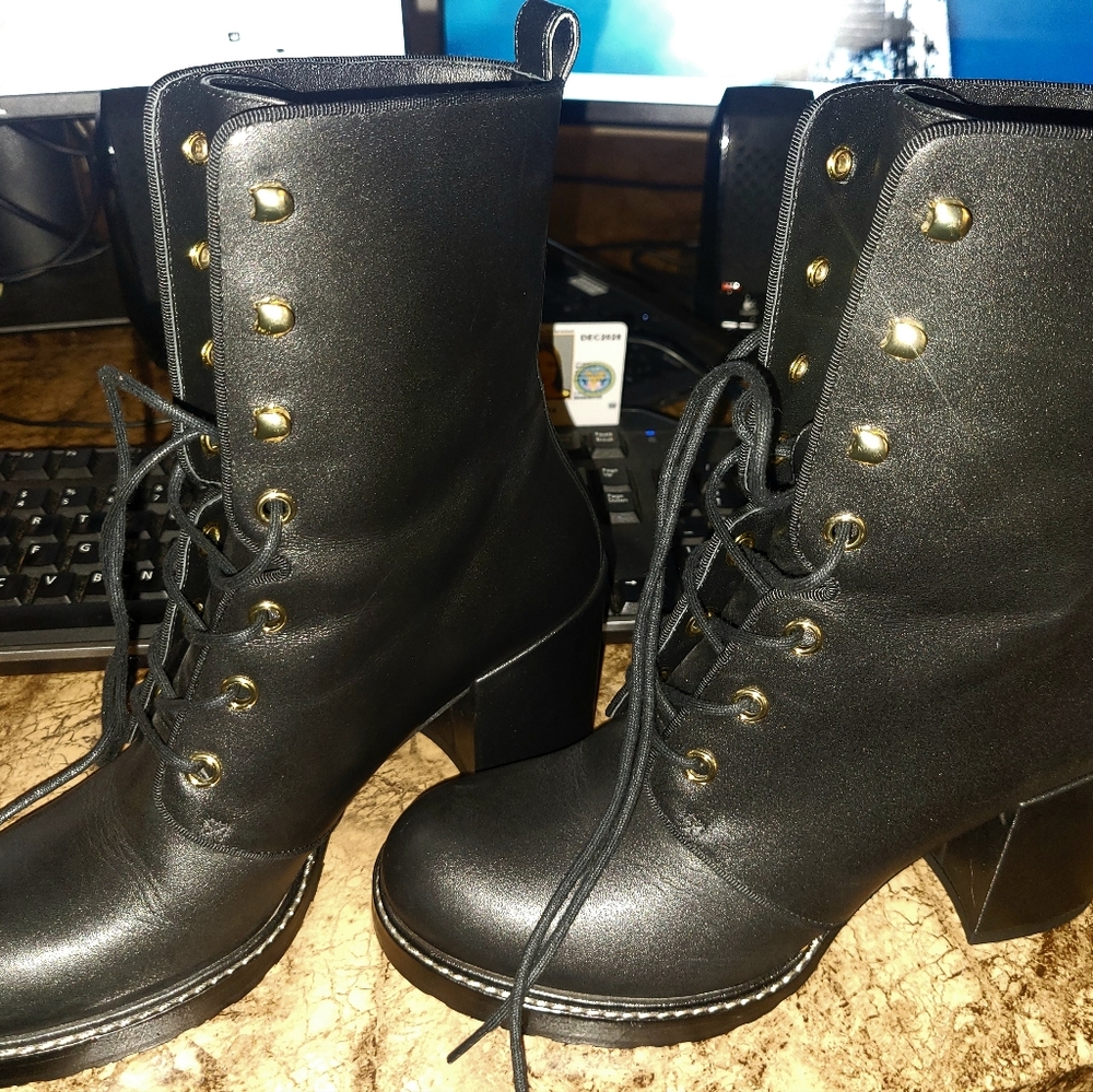 Stuart Weitzman Black Lace-Up Heeled Boots 6
